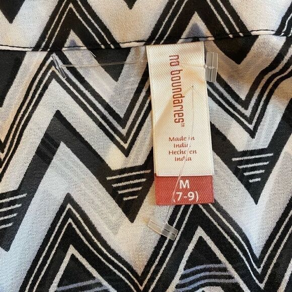 Womenâs No Boundaries Top SleevelessâButtonâDownâM - Picture 10 of 11